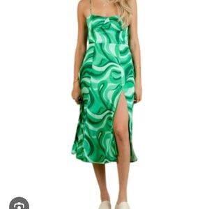 Green Swirl Midi Dress